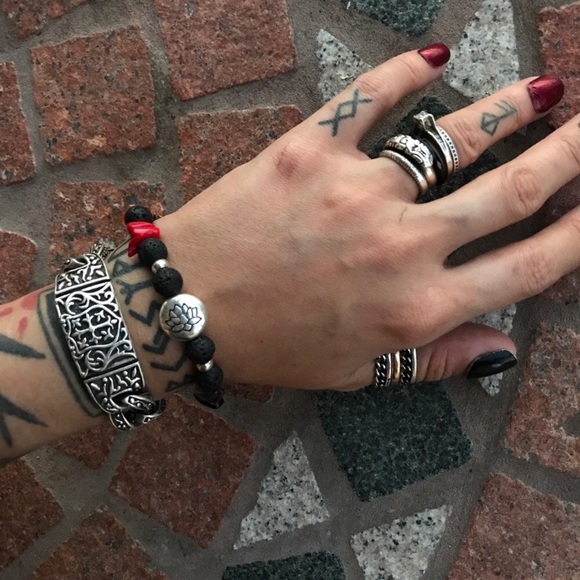 Genuine gemstones 7 chakra lotus flower bracelet - Picture 7 of 10